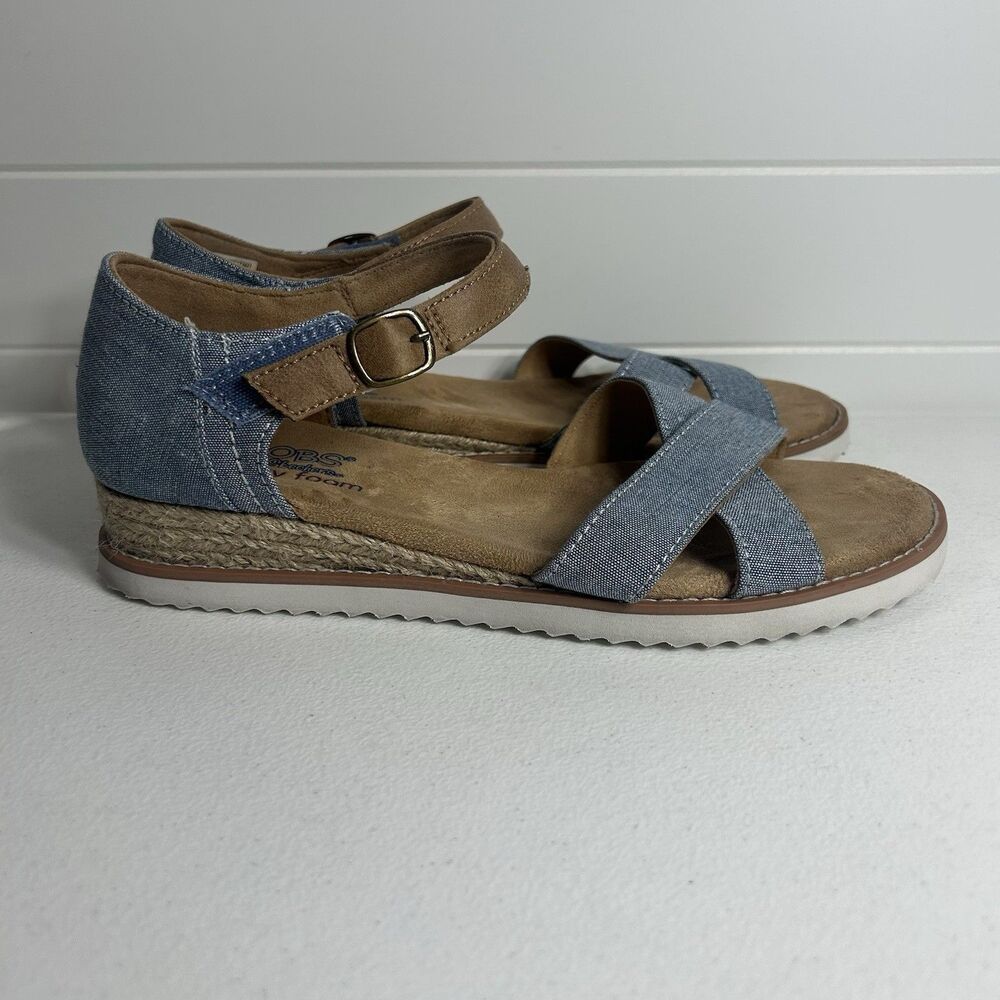Bobs SKECHERS Women’s Size 8 Memory Foam Wedge Sandals Ankle Strap Buckle Blue
